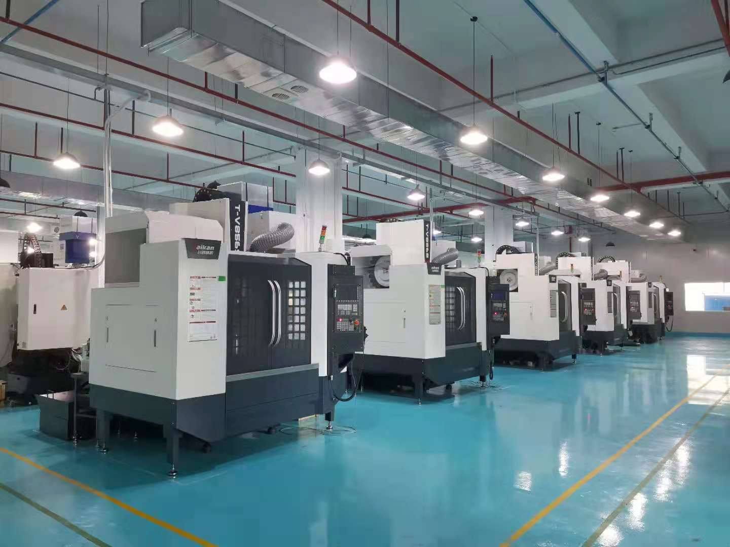 Centre usinage 1.jpeg Centre usinage 1.jpeg